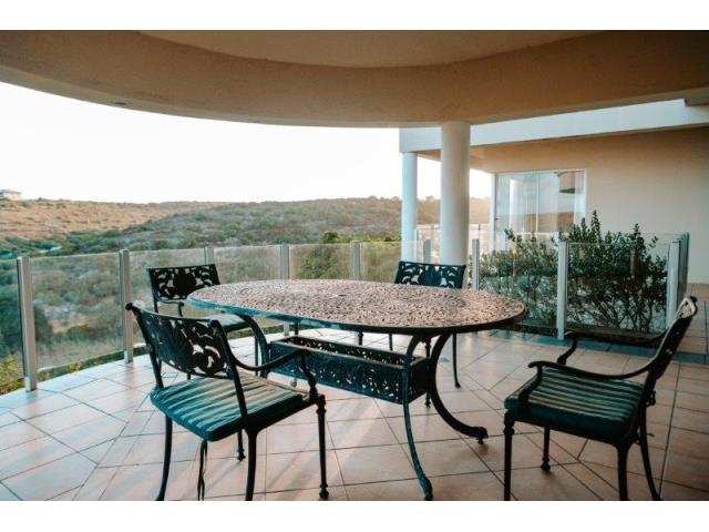 5 Bedroom Property for Sale in Stilbaai Wes Western Cape